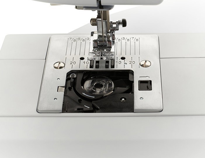 Компьютерная швейная машина CHAYKA NEW WAVE 877