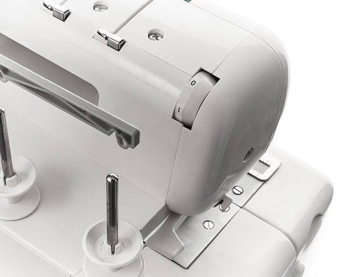 Оверлок CHAYKA 547