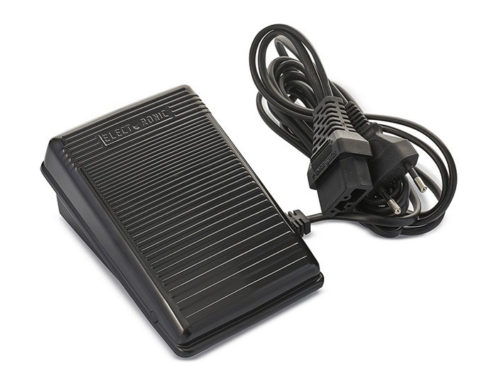 Оверлок CHAYKA 547