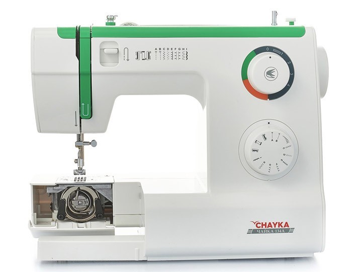 Электромеханическая швейная машина CHAYKA 134А