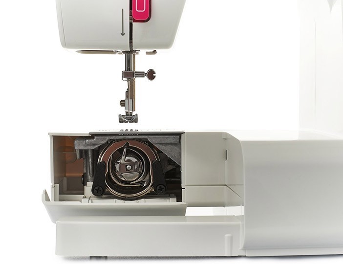 Электромеханическая швейная машина CHAYKA 145M