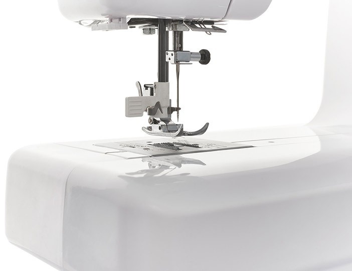 Электромеханическая швейная машина CHAYKA 325A