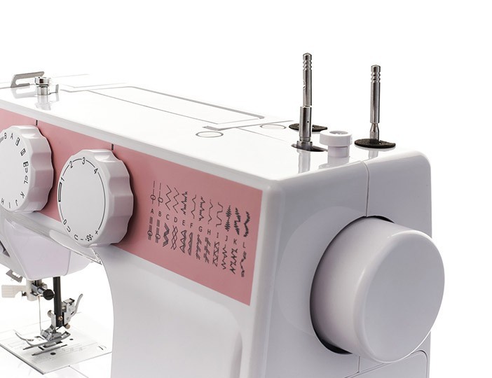 Электромеханическая швейная машина CHAYKA 325A