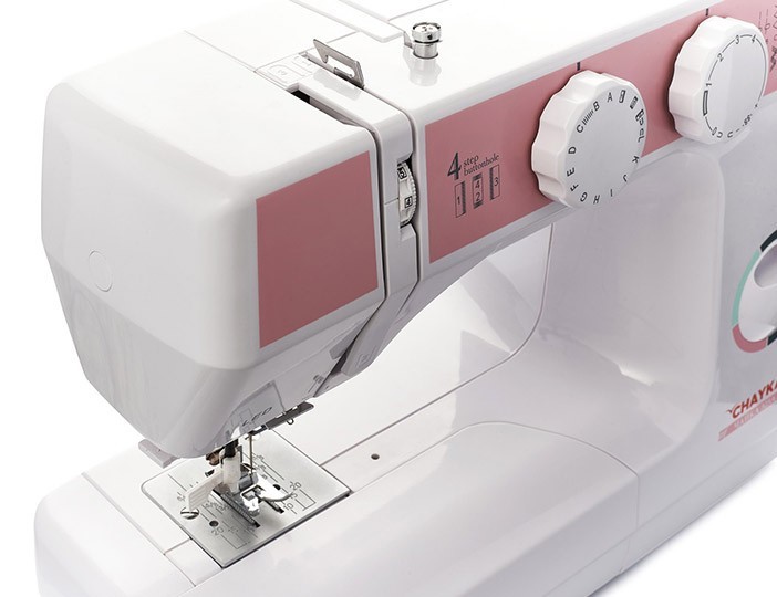 Электромеханическая швейная машина CHAYKA 325A