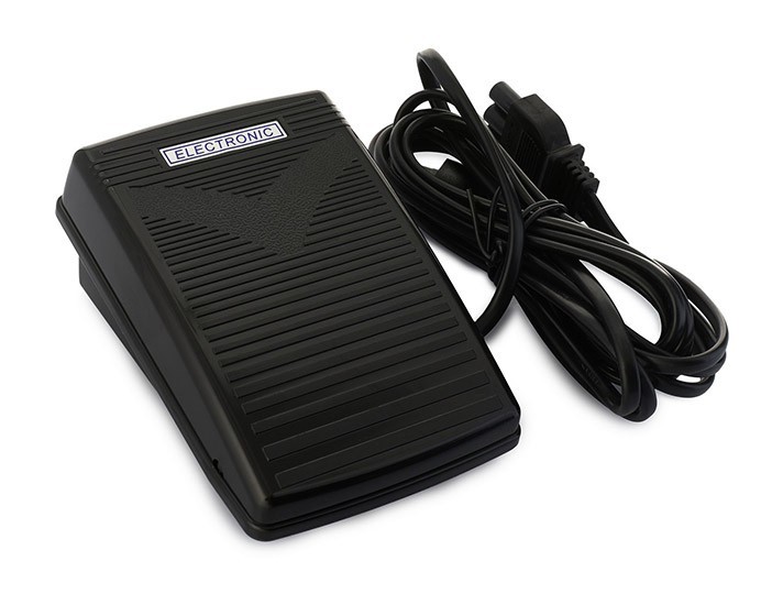 Электромеханическая швейная машина CHAYKA 425M