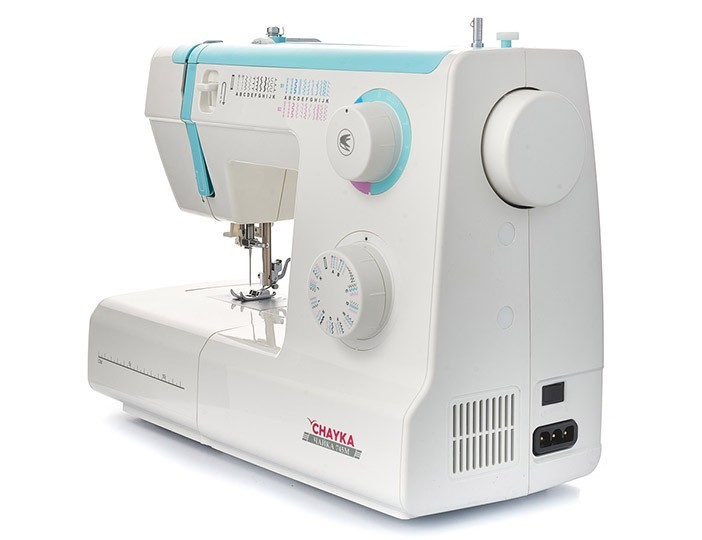 Электромеханическая швейная машина CHAYKA 745М