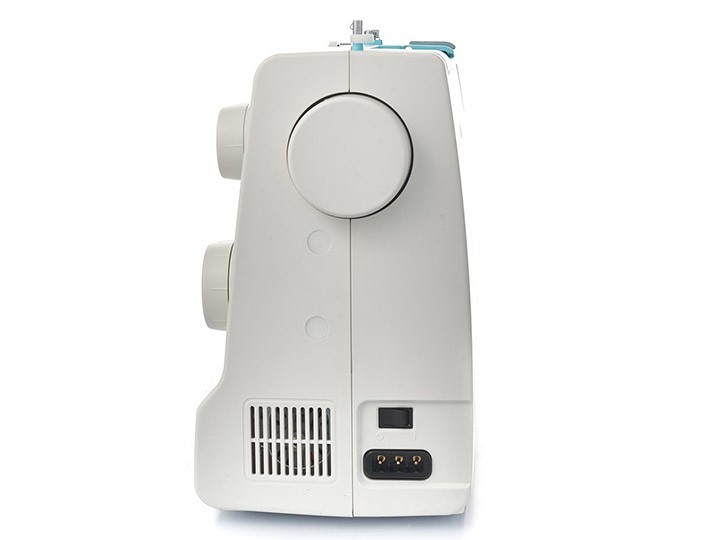 Электромеханическая швейная машина CHAYKA 745М