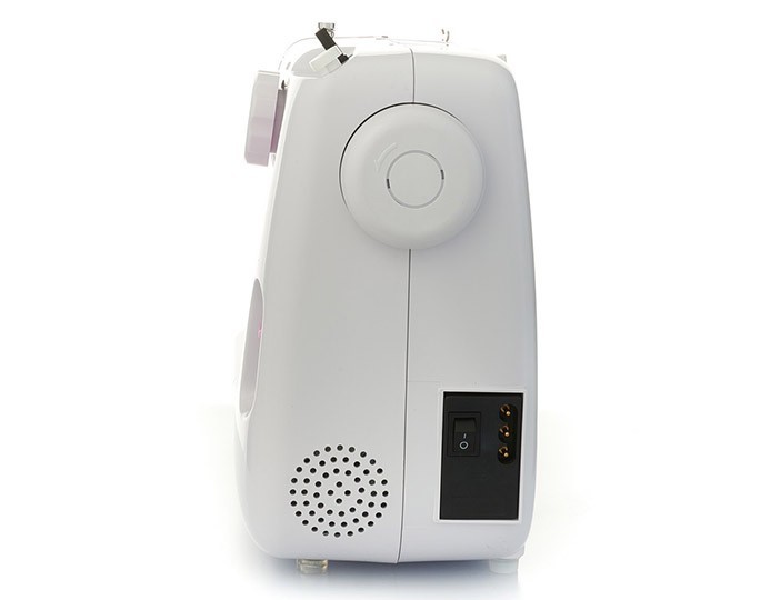 Электромеханическая швейная машина CHAYKA NEW WAVE 715