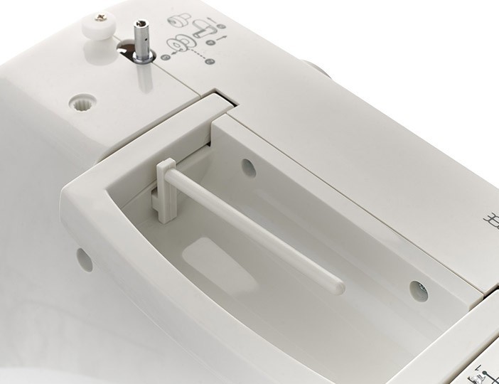 Электромеханическая швейная машина CHAYKA NEW WAVE 735