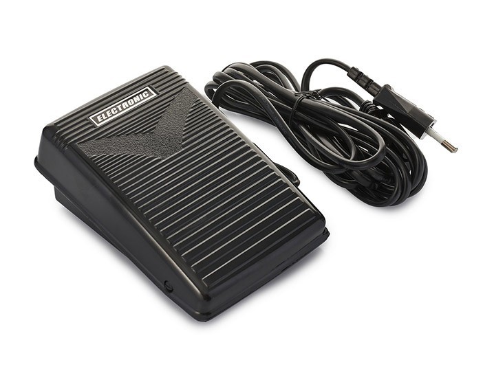 Электромеханическая швейная машина CHAYKA NEW WAVE 750