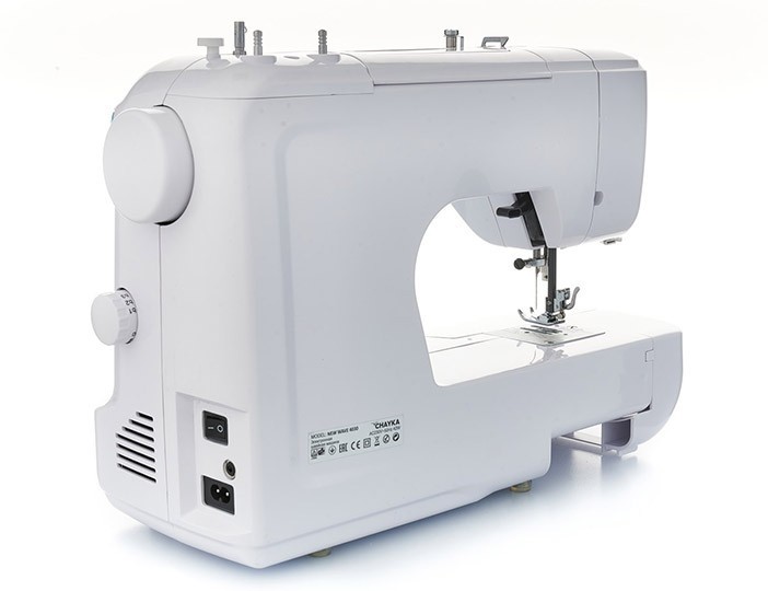 Электронная швейная машина CHAYKA NEW WAVE 4030