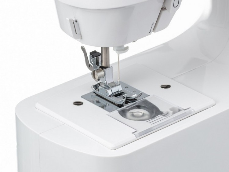 Электромеханическая швейная машинка CHAYKA ComfortStitch 11
