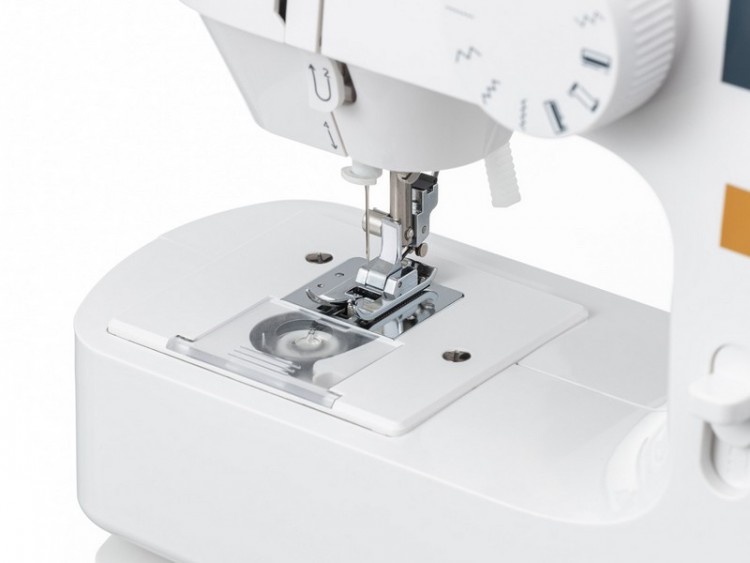 Электромеханическая швейная машинка CHAYKA ComfortStitch 11