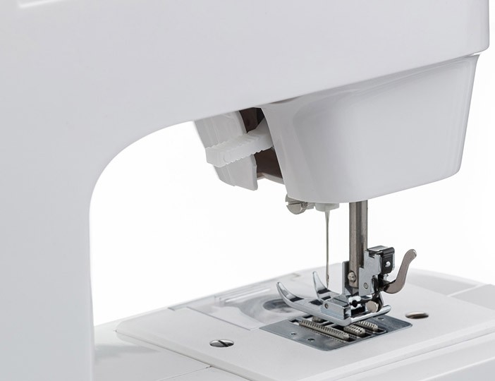 Электромеханическая швейная машинка CHAYKA EasyStitch 22