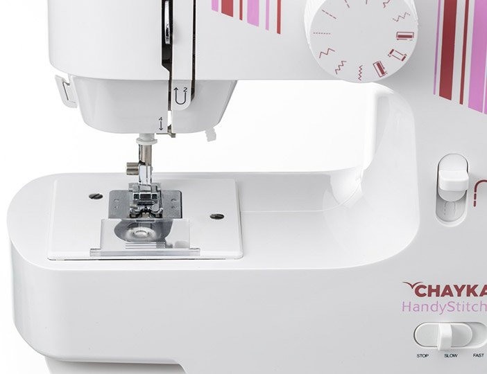 Электромеханическая швейная машинка CHAYKA HandyStitch 33