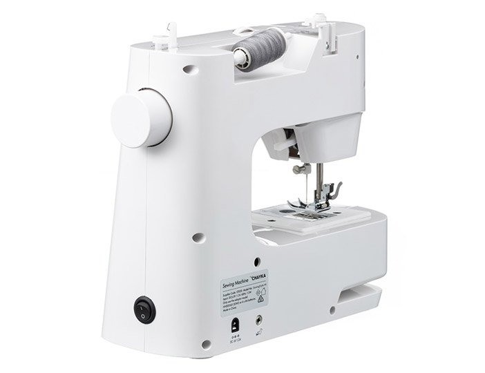 Электромеханическая швейная машинка CHAYKA SewingStyle 44