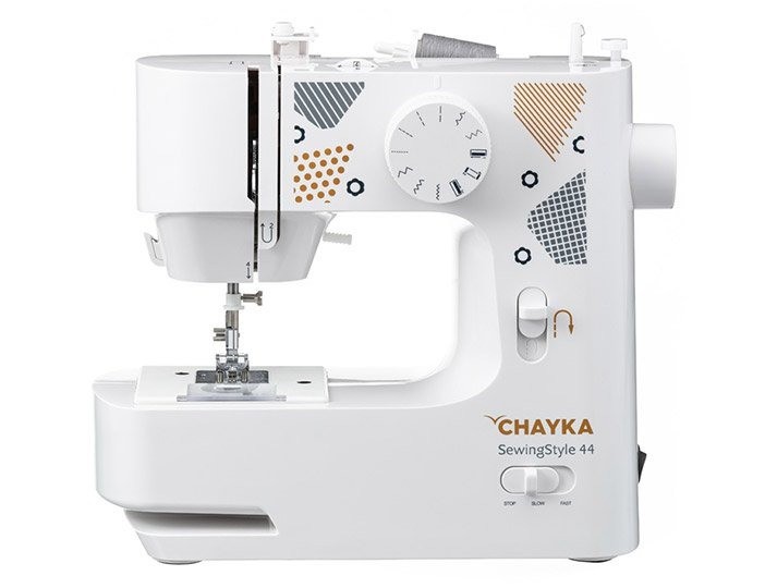 Электромеханическая швейная машинка CHAYKA SewingStyle 44