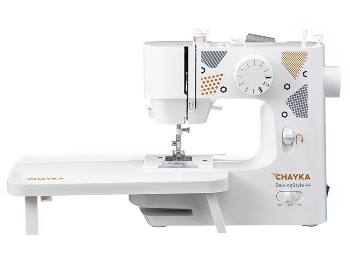 Электромеханическая швейная машинка CHAYKA SewingStyle 44